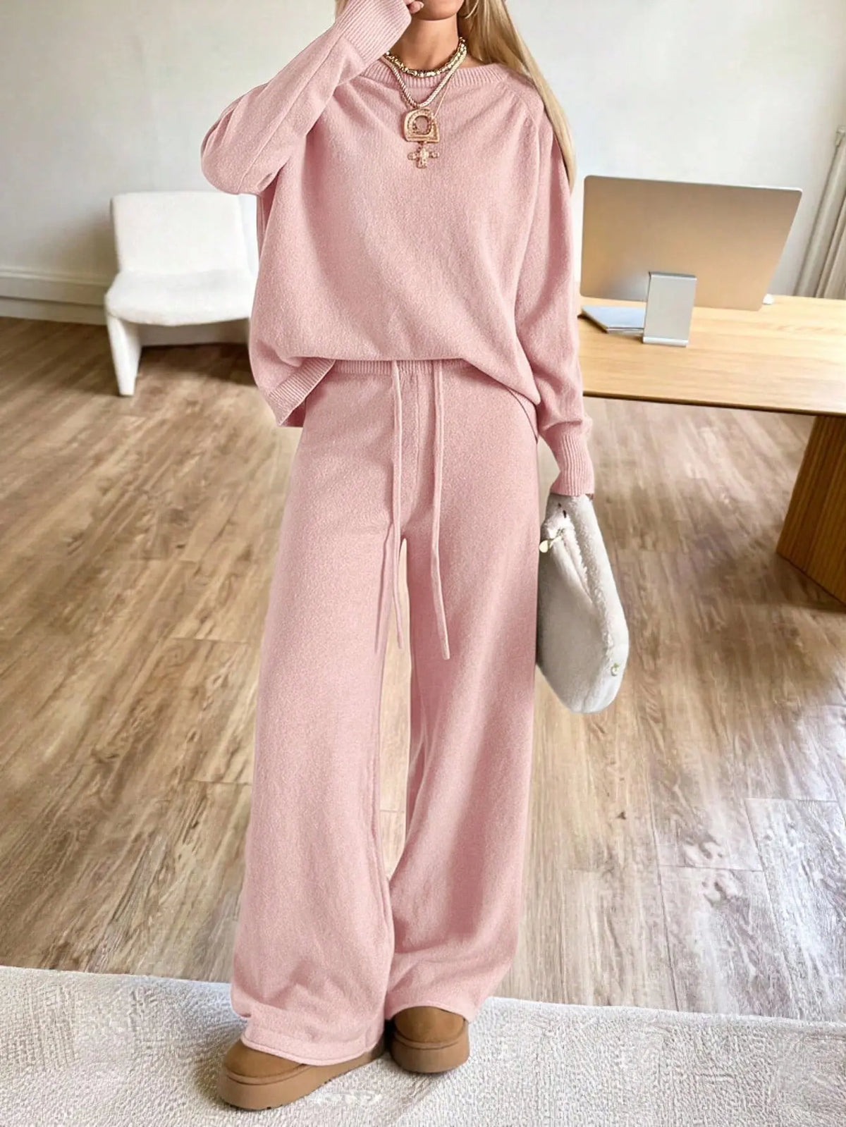 Ensemble femme rose deux pièces avec pantalon large et haut ample SecretBombe
