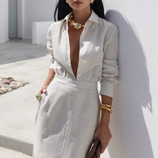 Ensemble femme gris clair élégant SecretBombe chemise fluide et jupe longue taille haute