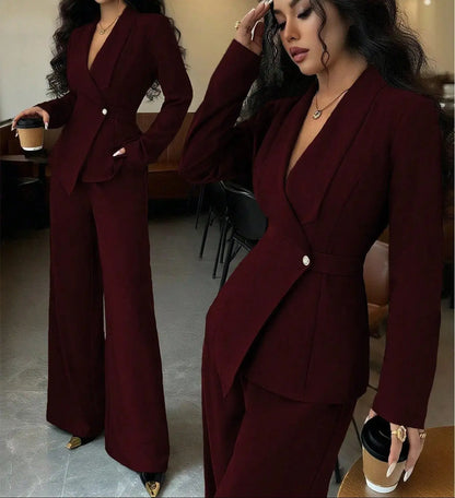 Ensemble tailleur femme bordeaux avec veste boutonnée et pantalon large SecretBombe