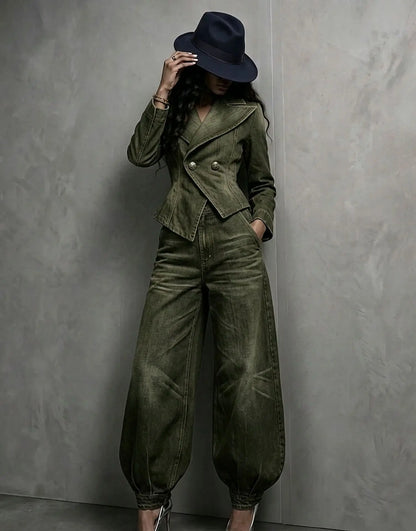 Ensemble femme kaki avec veste structurée et pantalon ballon SecretBombe