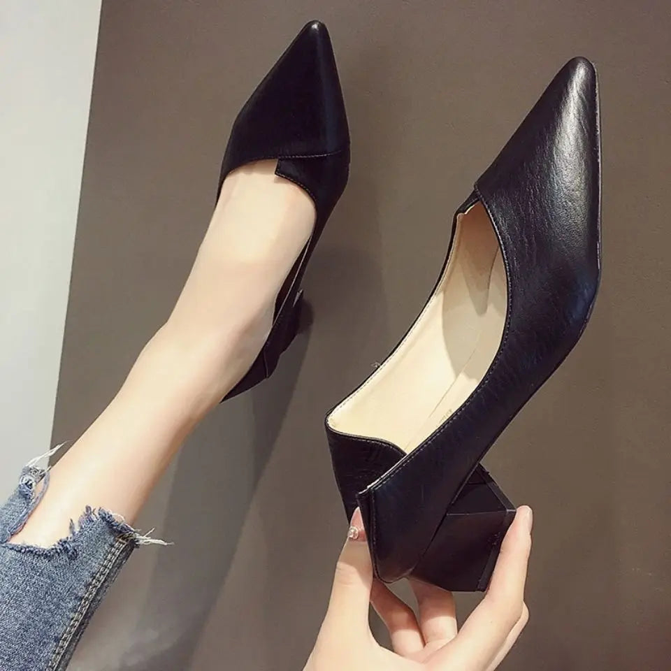 Escarpins femme noir talon carré 3 cm en cuir végan – style élégant et confortable