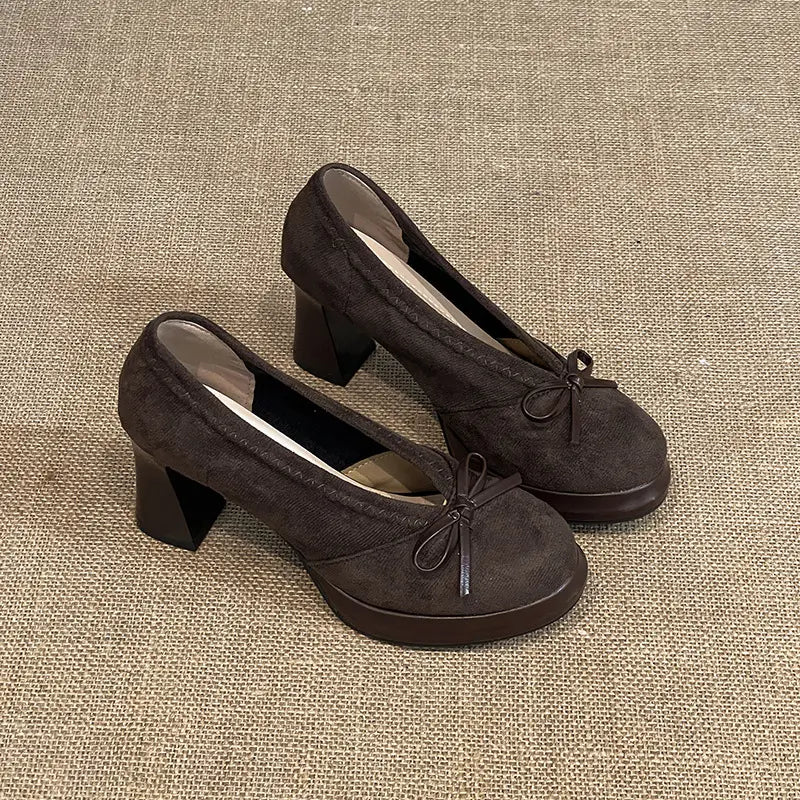 Escarpins marron femme à talon bloc et finition effet daim SecretBombe