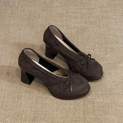 Escarpins marron femme à talon bloc et finition effet daim SecretBombe