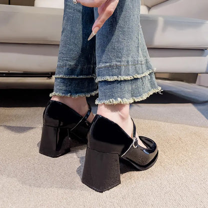
Chaussures femme à talon bloc confortables et élégantes – secretbombe