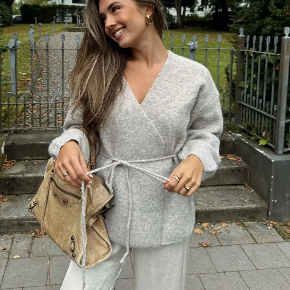 Cardigan femme cache-cœur avec ceinture à nouer coupe regular - SecretBombe