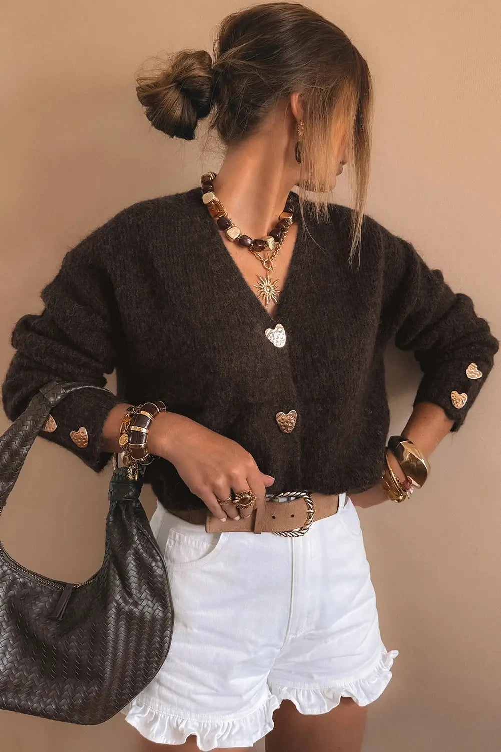 Cardigan femme chocolat avec détails dorés élégants – secretbombe