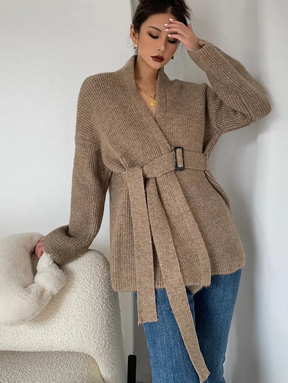 Gilet femme en maille épaisse khaki idéal mi-saison et hiver – secretbombe