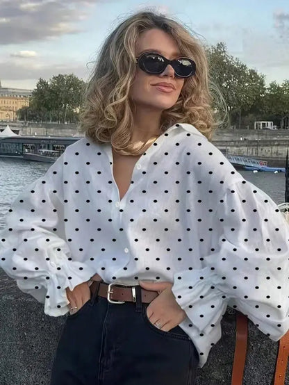 Blouse blanche à pois femme satinée coupe slim élégante – SecretBombe