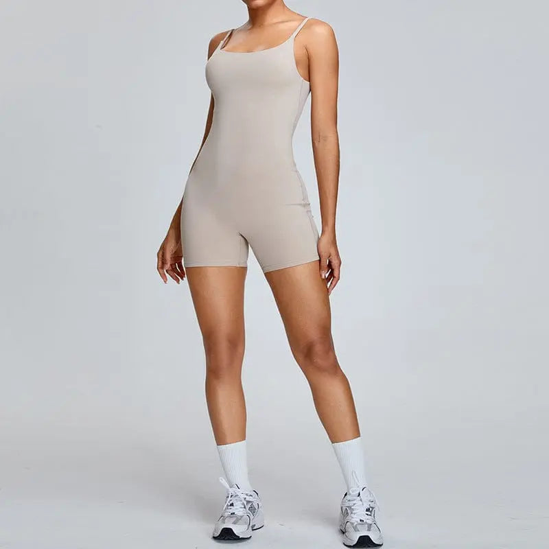 Détail du tissu extensible et léger du haut de yoga