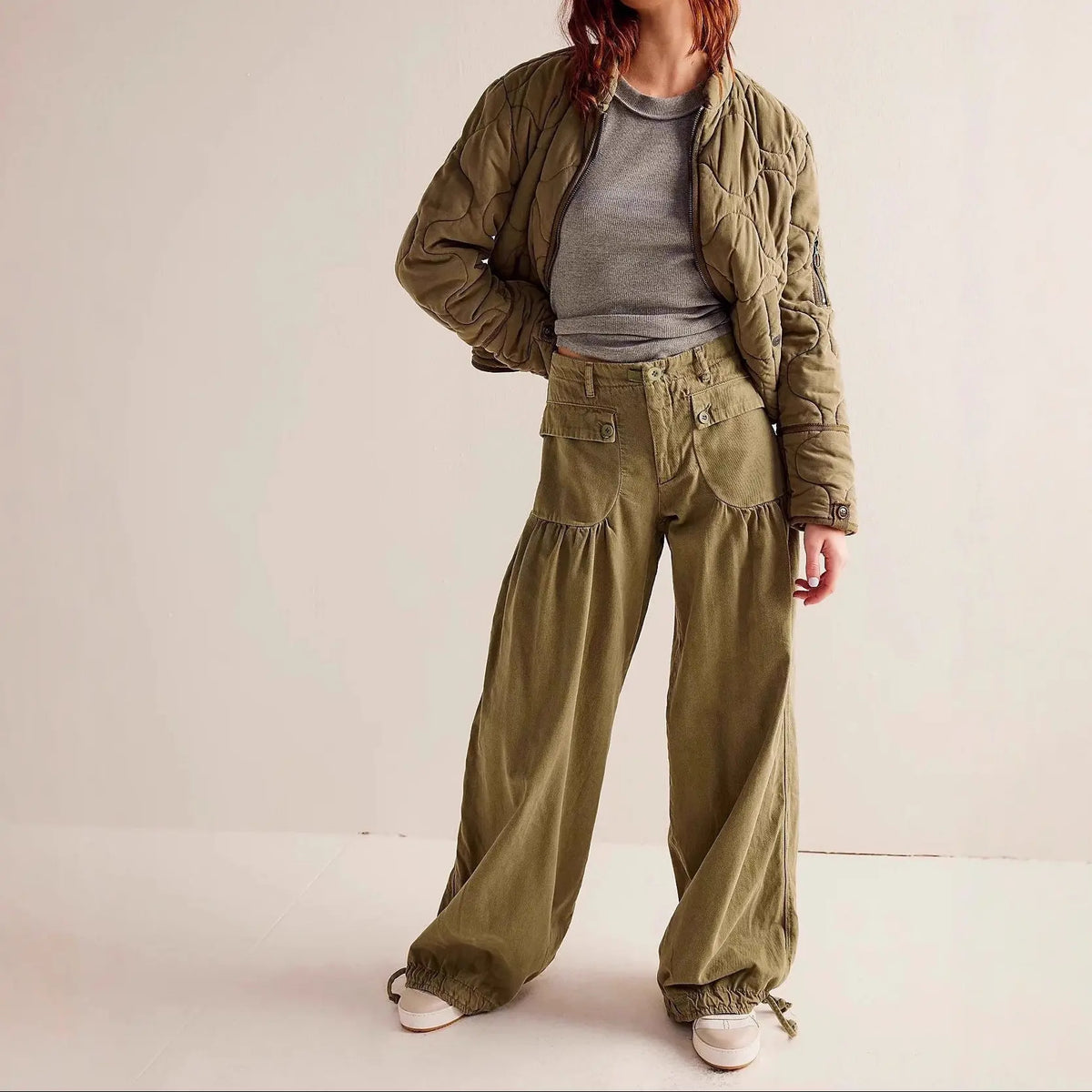 Jean femme vert à coupe ample et décontractée SecretBombe