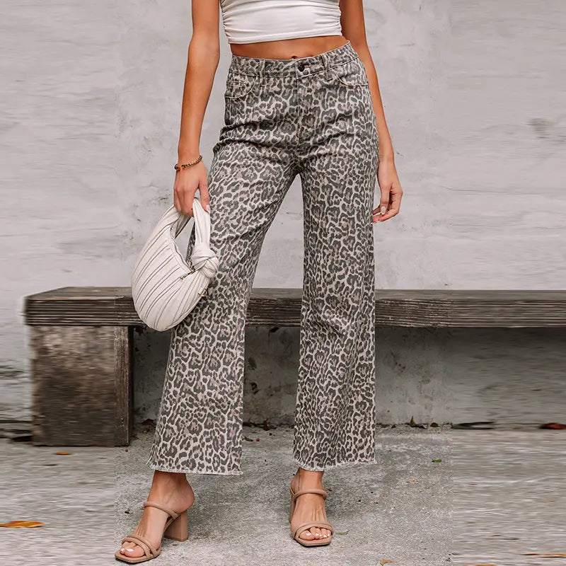Jean femme léopard coupe droite style européen chic et tendance SecretBombe