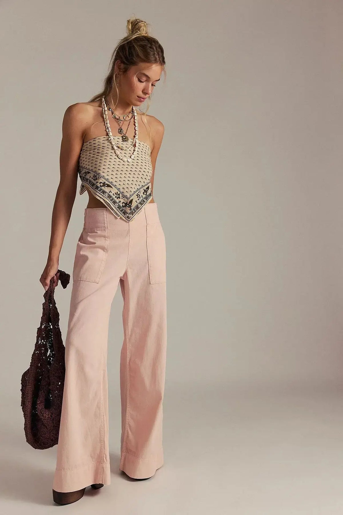 Jean femme rose taille basse à coupe ample SecretBombe