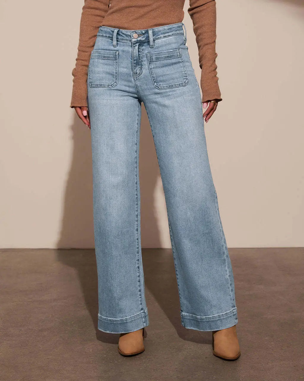 Jean femme taille haute look urbain chic et décontracté – SecretBombe