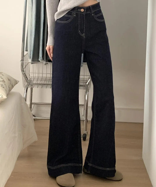 Jean large femme bleu brut à surpiqûres contrastantes SecretBombe