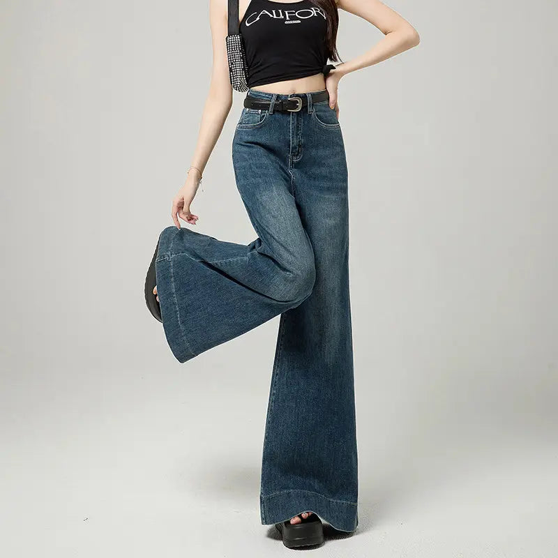 Jean femme bleu foncé à coupe ample SecretBombe