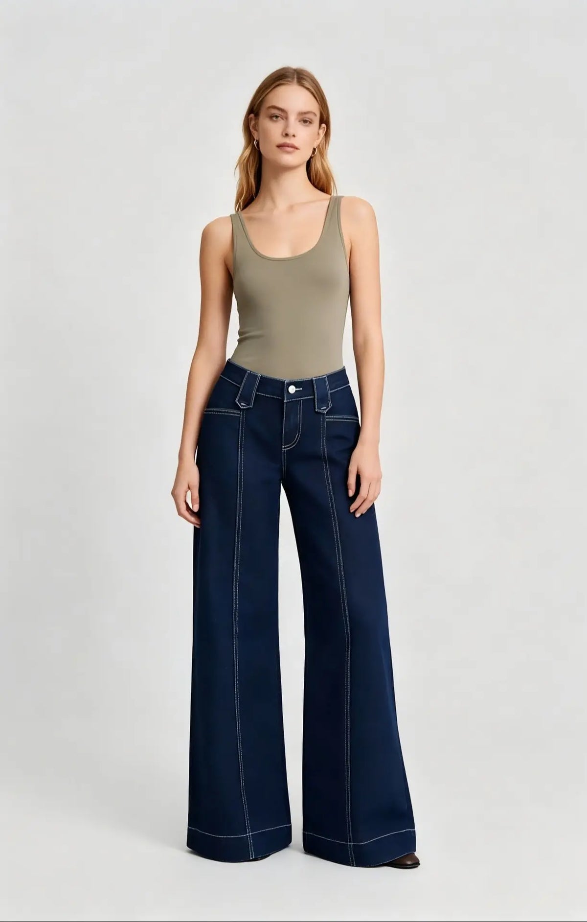 Jean wide leg femme bleu marine à coupe ample SecretBombe