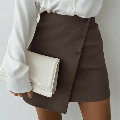 Jupe courte asymétrique femme SecretBombe disponible en marron et beige, taille haute avec boutons