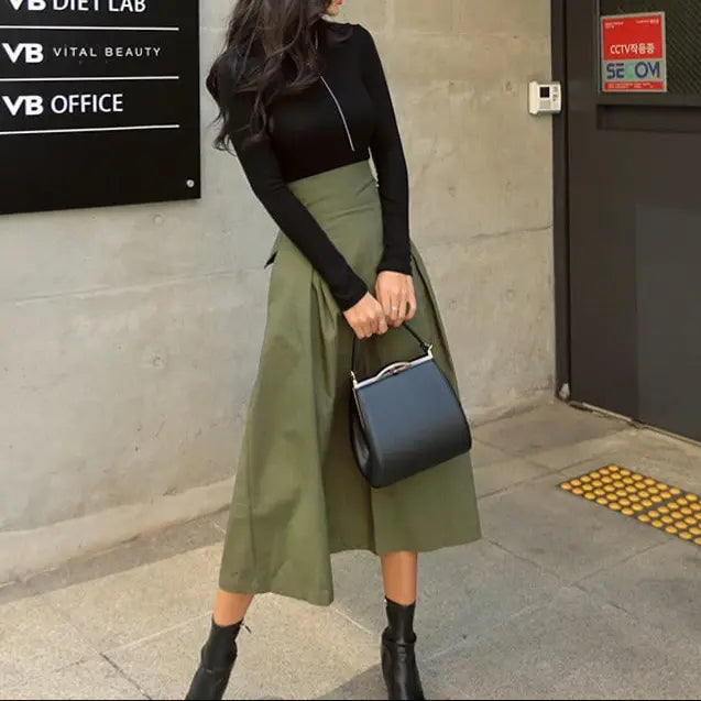 Jupe vert kaki  femme mode, coupe trapèze raffinée et facile à porter