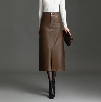 Jupe longue marron en cuir vegan femme SecretBombe, coupe droite chic et féminine