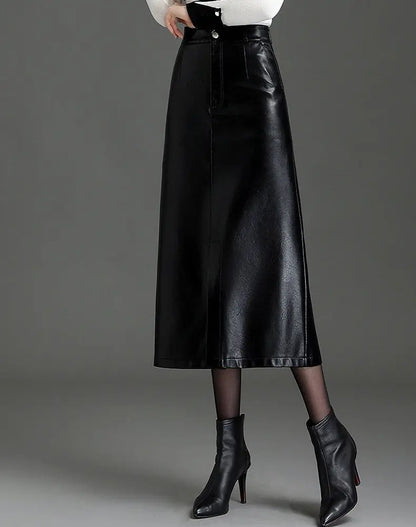 Jupe noire en cuir vegan femme SecretBombe, coupe longue pour un style tendance