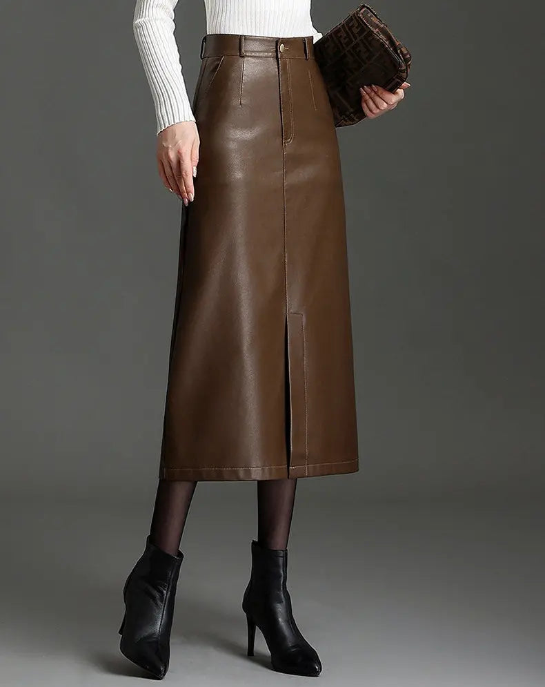 Jupe marron en cuir vegan femme SecretBombe, longueur midi et coupe élégante