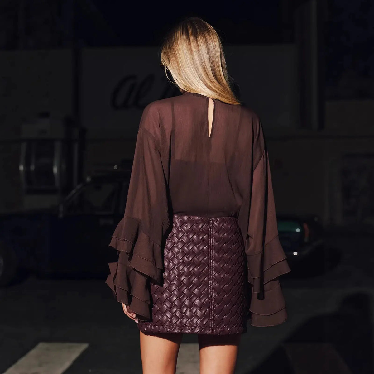 Jupe mini bordeaux texturée femme SecretBombe, coupe ajustée au style chic et féminin