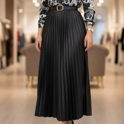 Jupe plissée noire femme grande taille SecretBombe, modèle long élégant et tendance