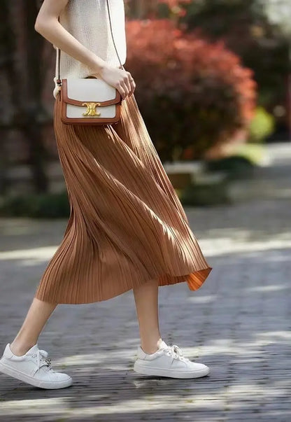 Jupe plissée marron pour femme, style chic et décontracté