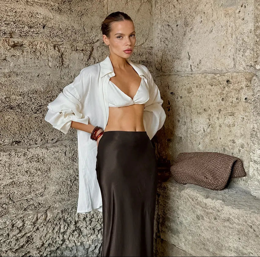 Jupe longue chic femme, coupe près du corps, look citadin élégant