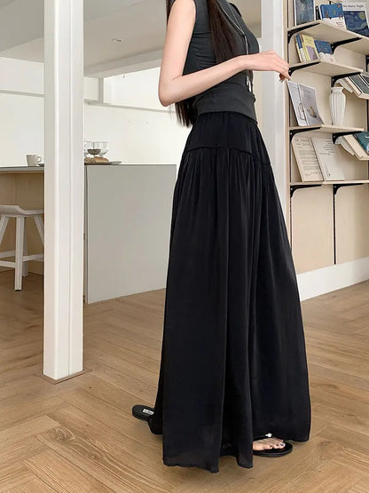 Jupe longue noire avec coupe flatteuse pour look audacieux