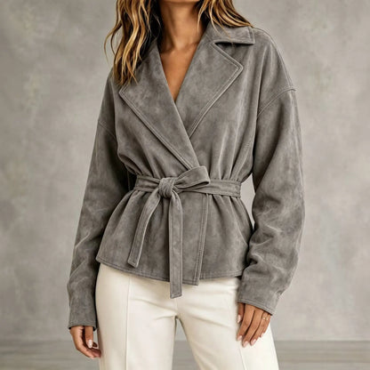 Manteau court femme gris effet daim avec ceinture à la taille et manches longues SecretBombe
