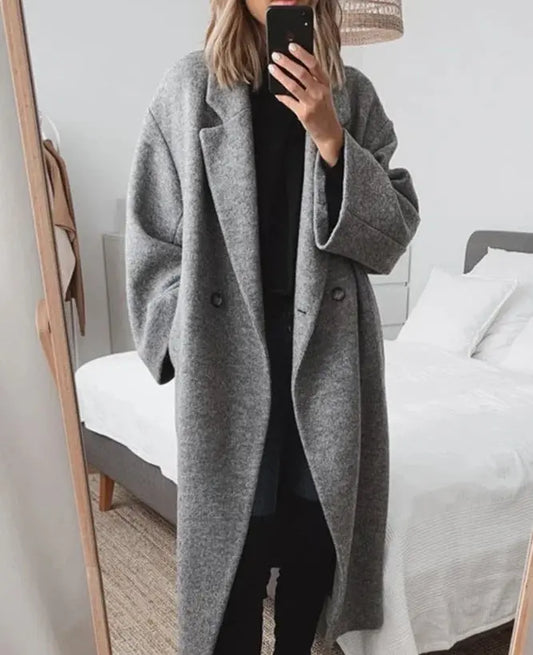 Manteau long femme gris à col tailleur et coupe ample SecretBombe