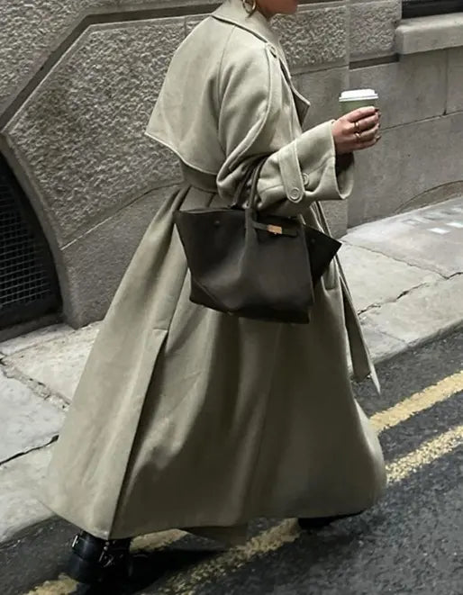 Manches longues du manteau oversize femme pour mi-saison