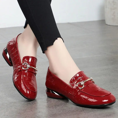 Mocassins femme à talons rouge chic et confortable – SecretBombe