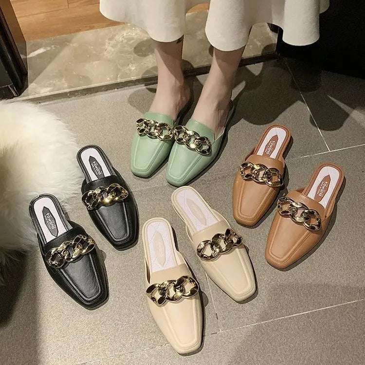Mules femme noir chaîne dorée chic moderne SecretBombe