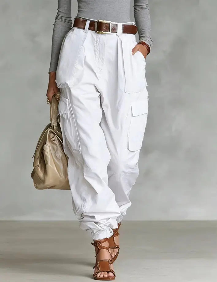 Pantalon cargo femme blanc à coupe ample SecretBombe