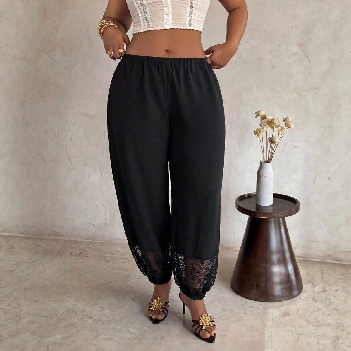 Pantalon carotte noir femme à coupe ample SecretBombe