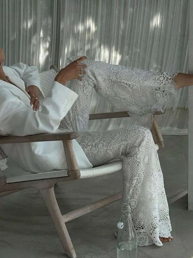 Pantalon femme blanc fluide dentelle elegante SecretBombe