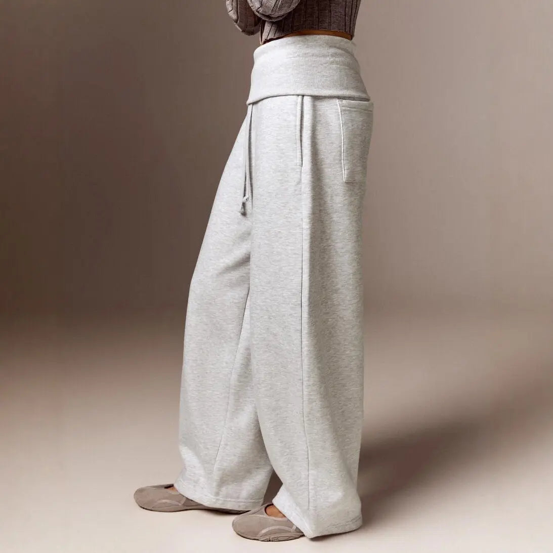 Pantalon femme gris à taille basse et jambes larges SecretBombe