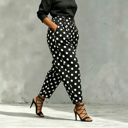 Pantalon carotte noir à pois blancs pour femme SecretBombe