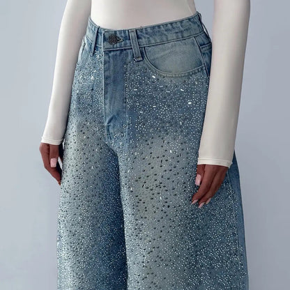 Pantalon en jean bleu à effet strass pour un look glamour SecretBombe