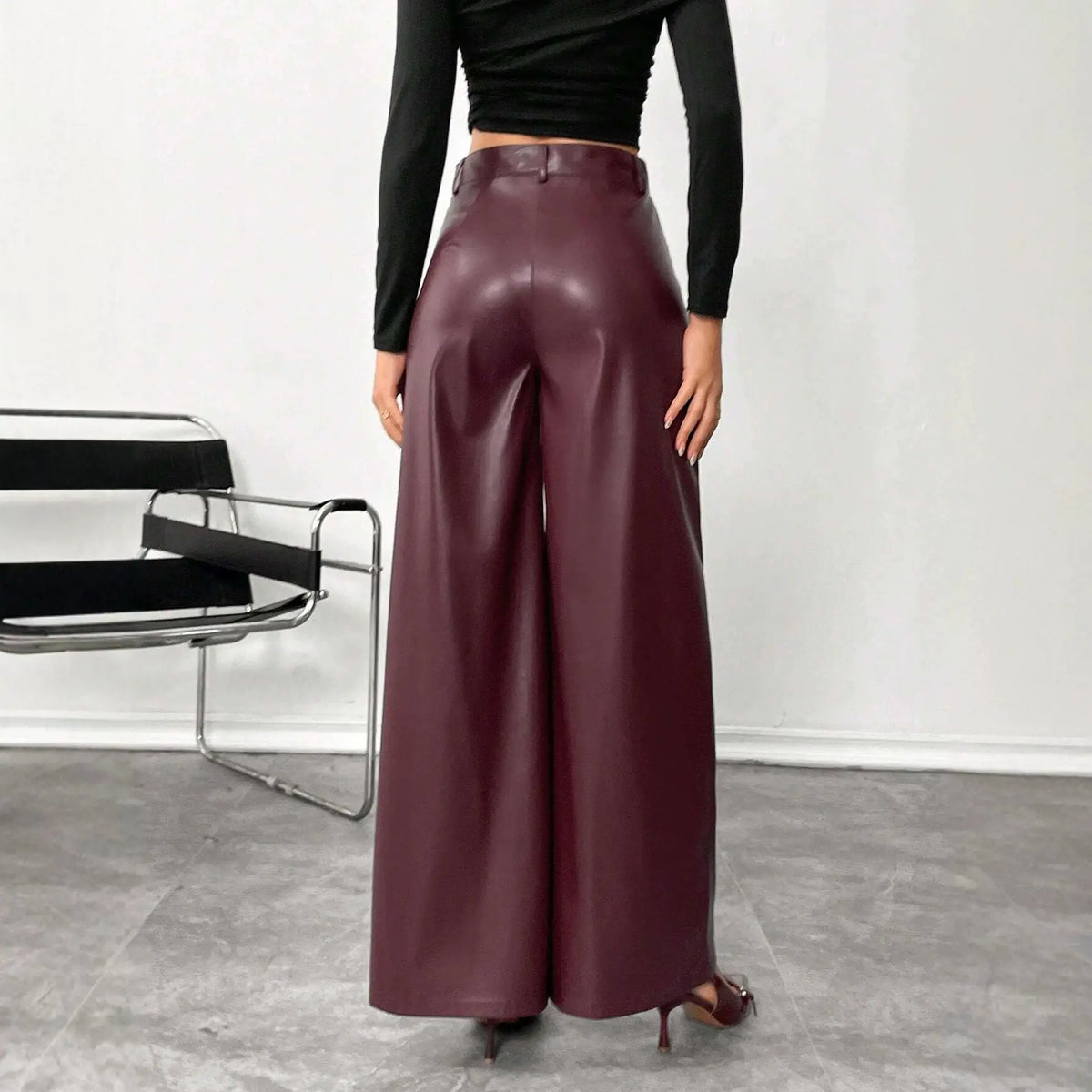 Vue dos du pantalon large femme bordeaux SecretBombe