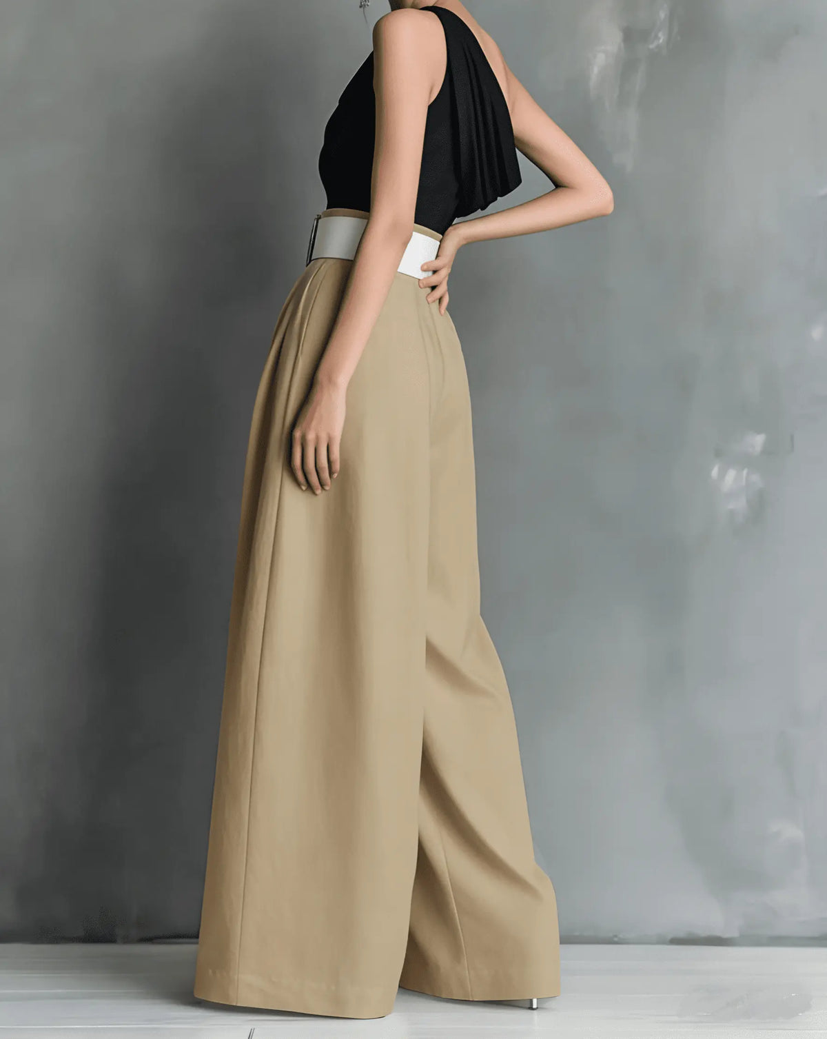 Vue de profil du pantalon large femme beige SecretBombe