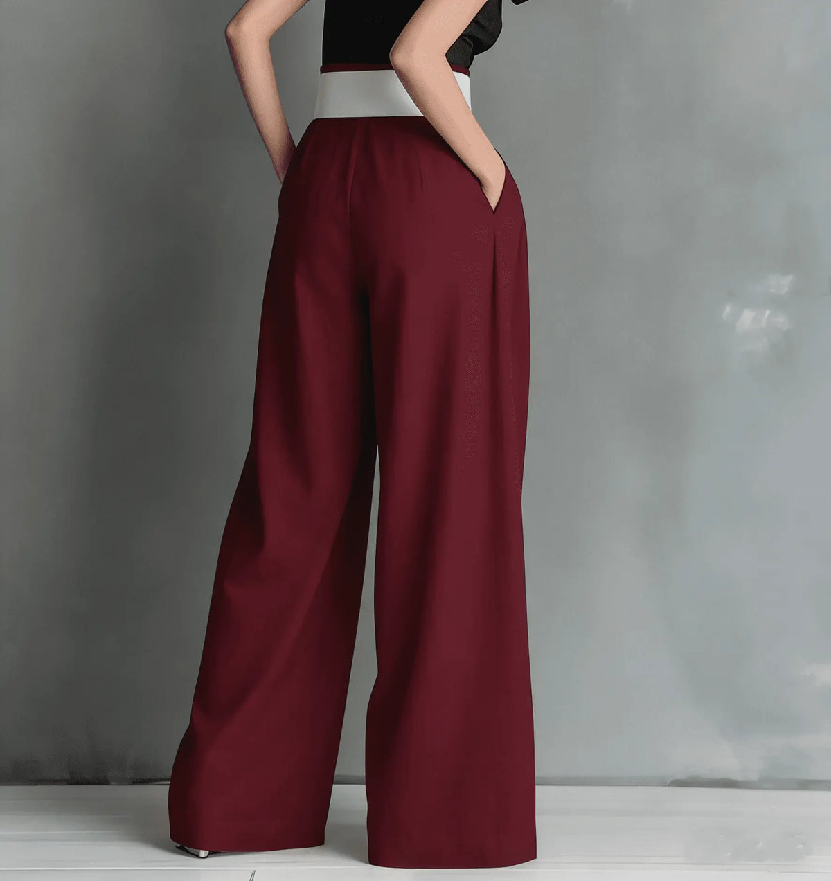 Vue de profil du pantalon large femme bordeaux SecretBombe
