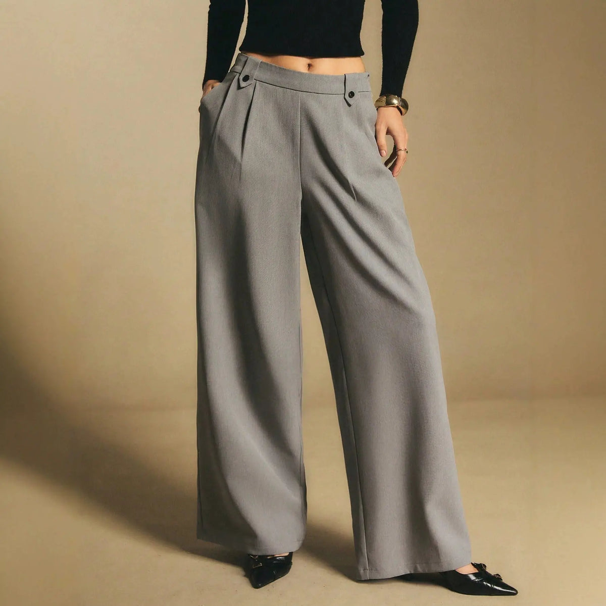 Pantalon palazzo gris femme au look chic SecretBombe