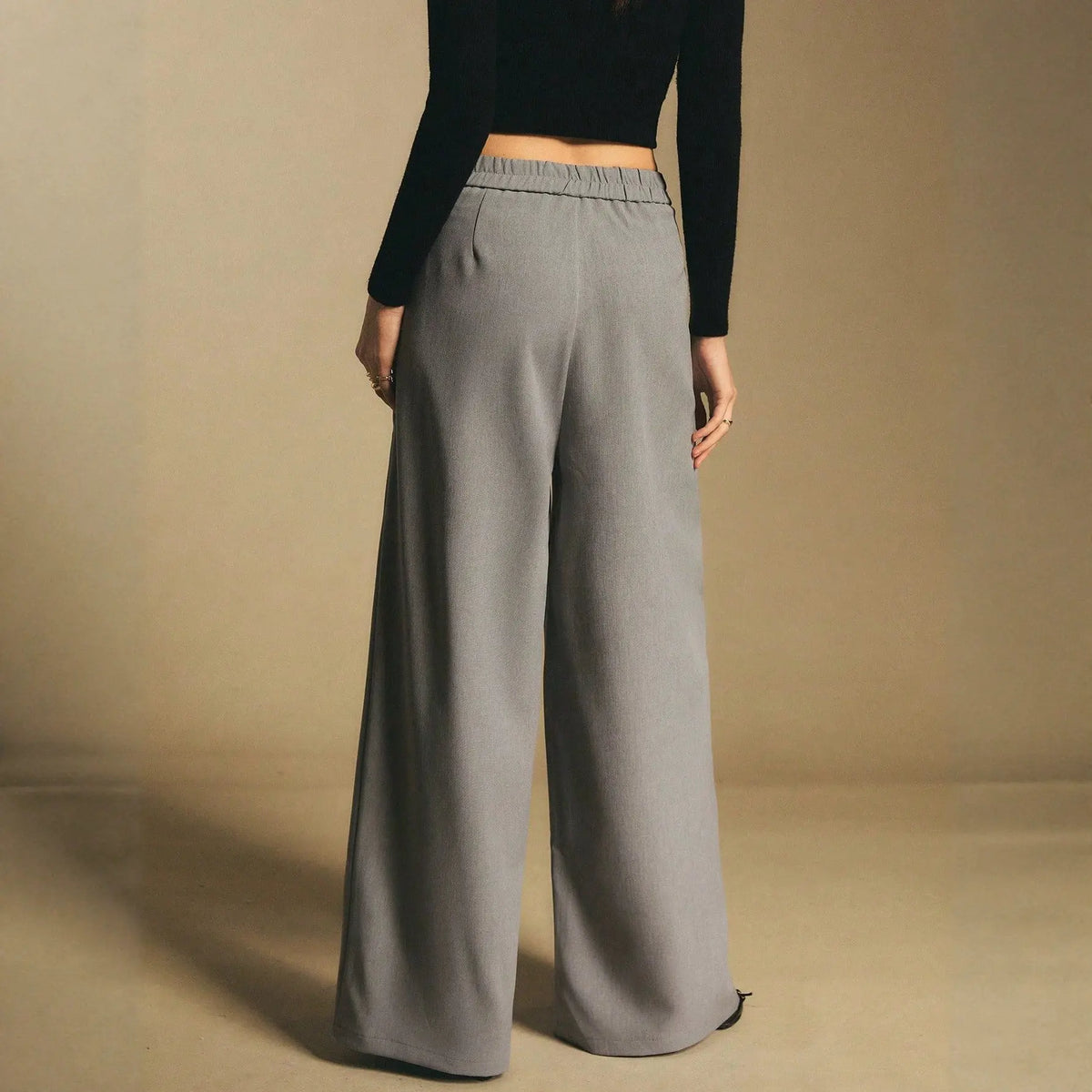 Pantalon large femme gris au style élégant SecretBombe