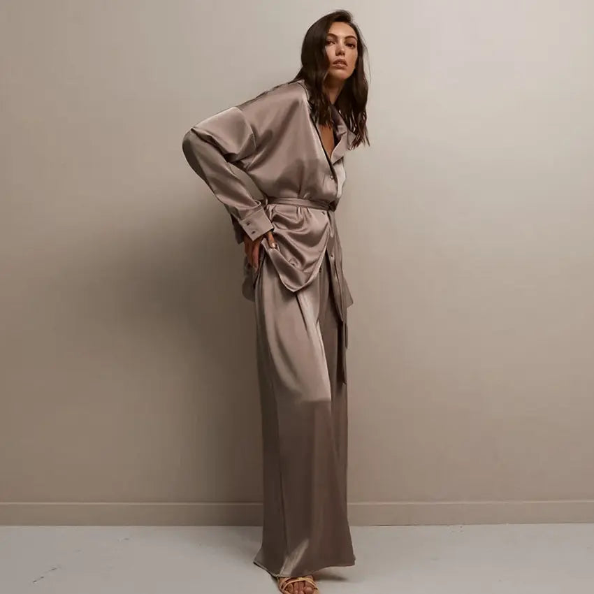 Tenue chic satin décontractée femme deux pièces SecretBombe