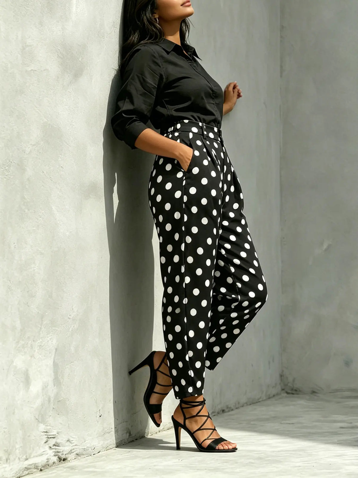 Pantalon femme noir à pois blancs et taille haute SecretBombe