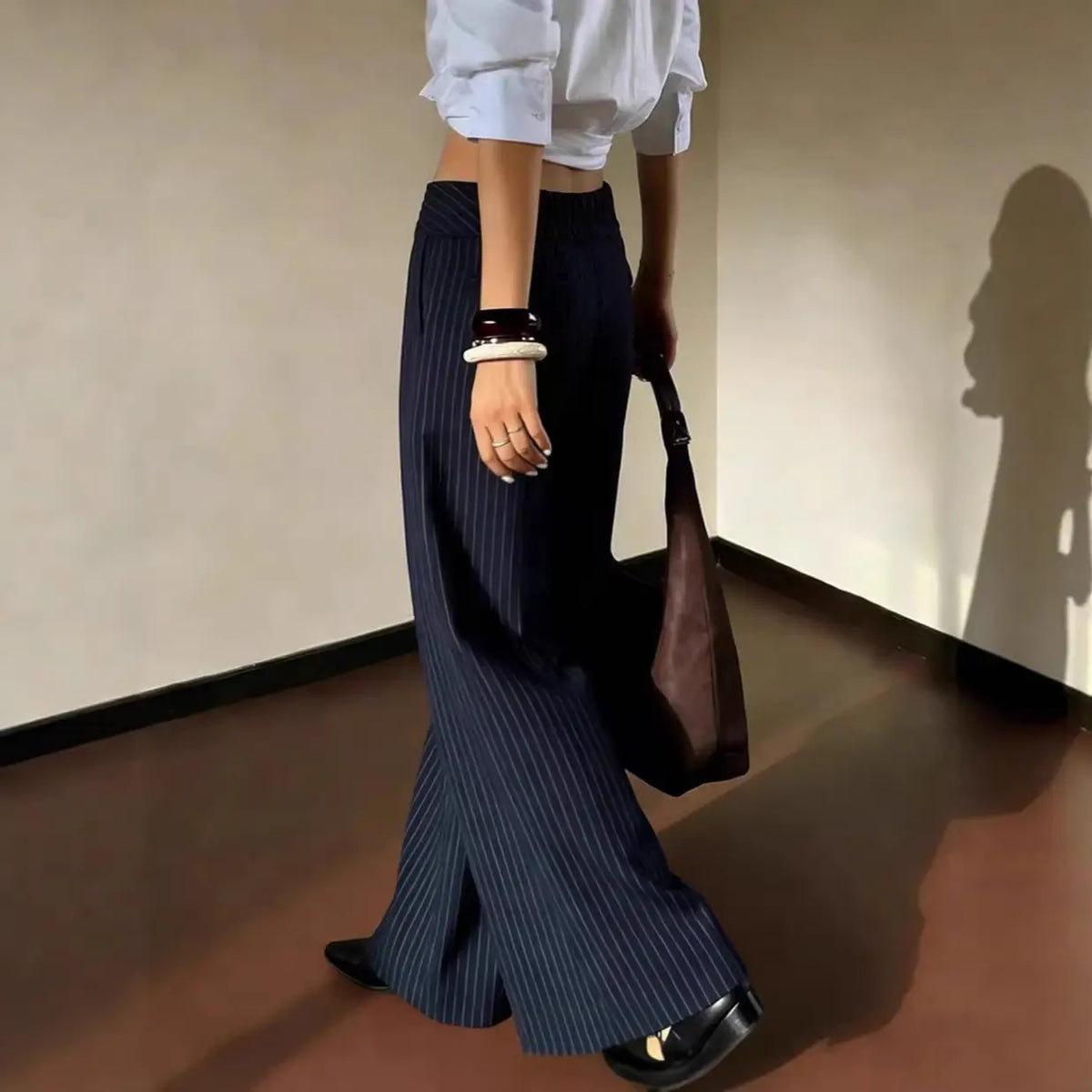 Pantalon femme bleu marine rayé à coupe large SecretBombe