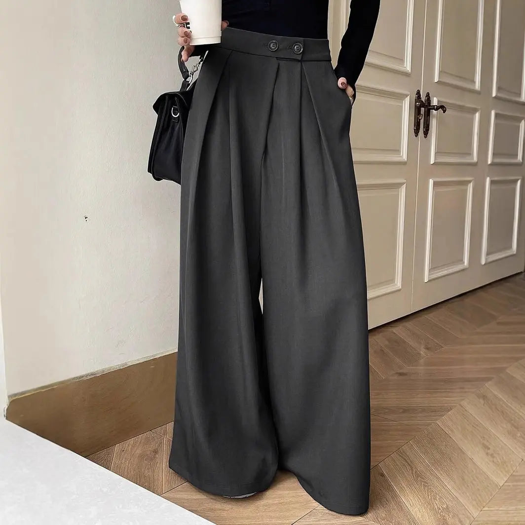 Pantalon femme gris  à coupe large avec plis SecretBombe
